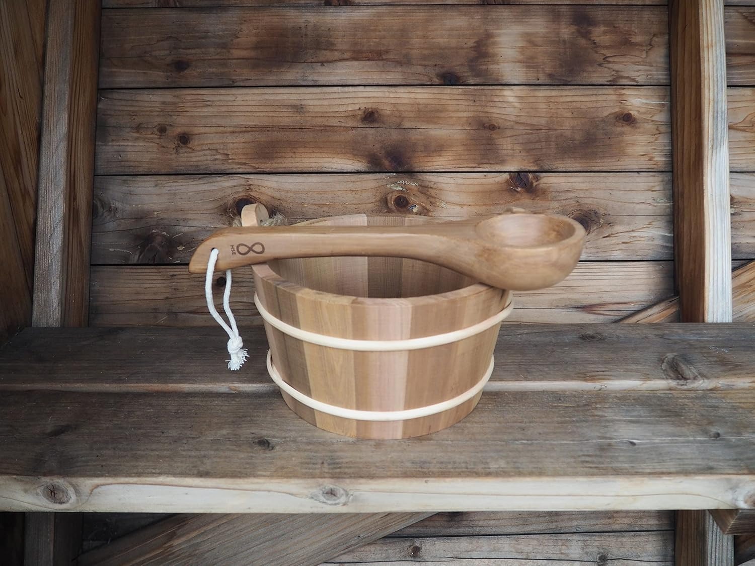 HSE カーブ レッドシダー サウナレードル（100ml）