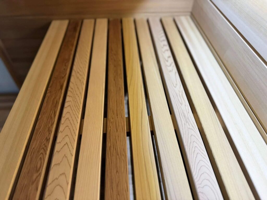 Red Cedar Sauna SISU　屋内用サウナ