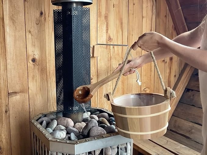 HSE カーブ レッドシダー サウナレードル（100ml）